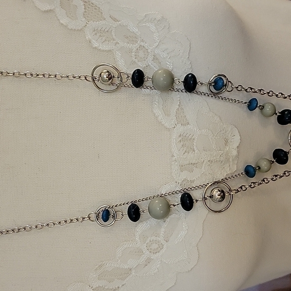 3/$30 Acrylic Beaded Double Chain Layered Necklace - Picture 5 of 6